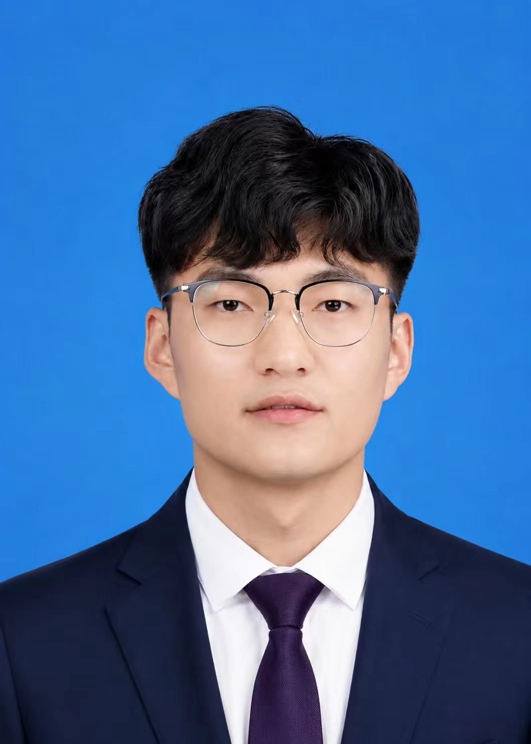 李伟